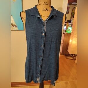 Cute Splendid Sz L button up Summer Top